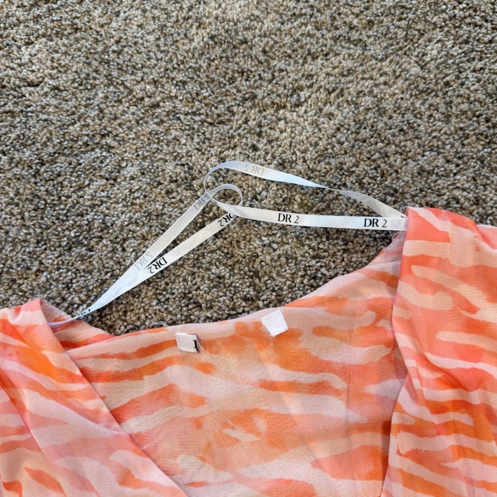 DR2 Women Orange Zebra Print Mesh Smocked Peplum Top V-Neck Size S Summer Vibe - Picture 4 of 5